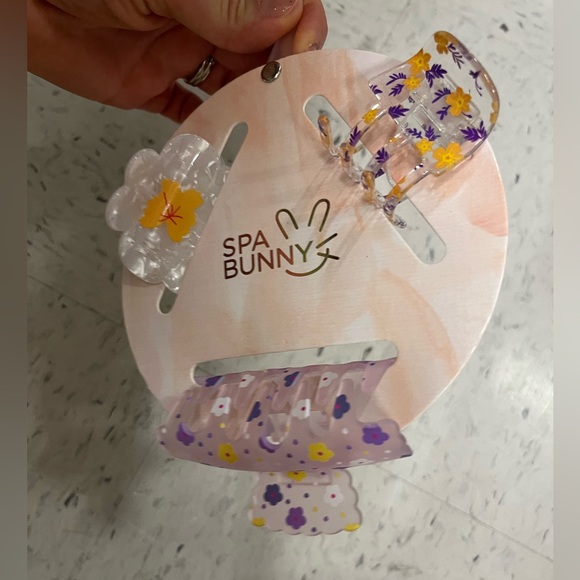 NWT 🌺🐰🌺 Spa Bunny Hair Claws Clips set of 3 - Picture 10 of 17